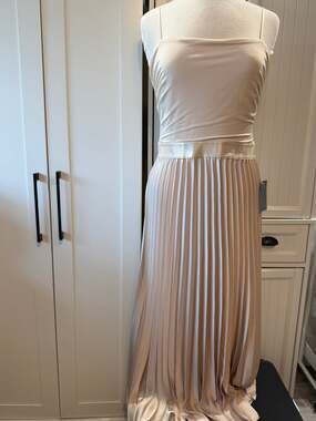 Max Studio London women’s satin pleated long dress champagne XL NWT